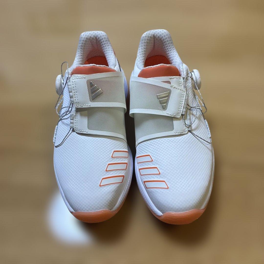 新品未使用！adidas ゴルフシューズ 女性用 ホワイト/オレンジ アディダス ウィメンズ ZG23 ボア HP2225 (ゴルフシューズ) 価格比較